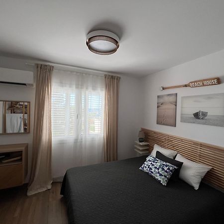 Modern Seaview Townhouse In Coral Bay (Adults Only) Apartment Peyia Exterior photo