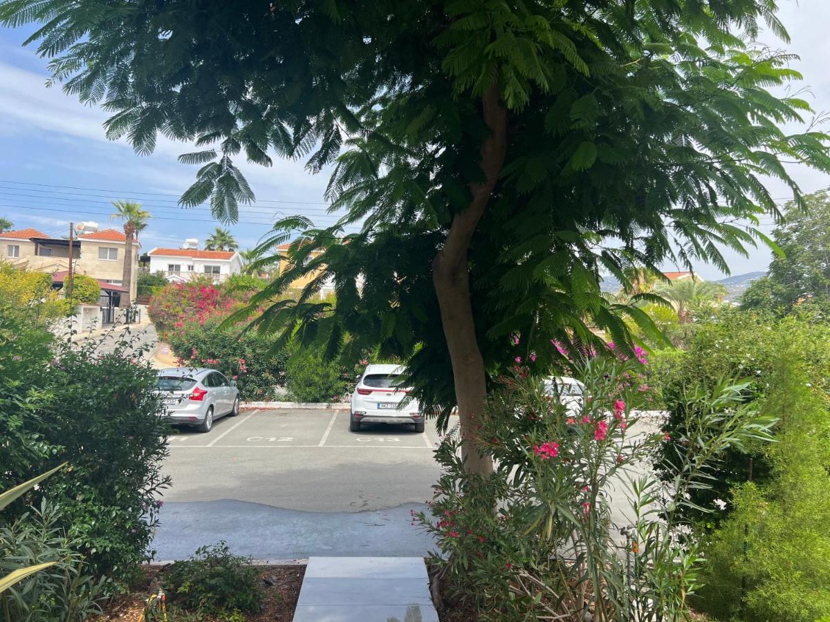 Modern Seaview Townhouse In Coral Bay (Adults Only) Apartment Peyia Exterior photo